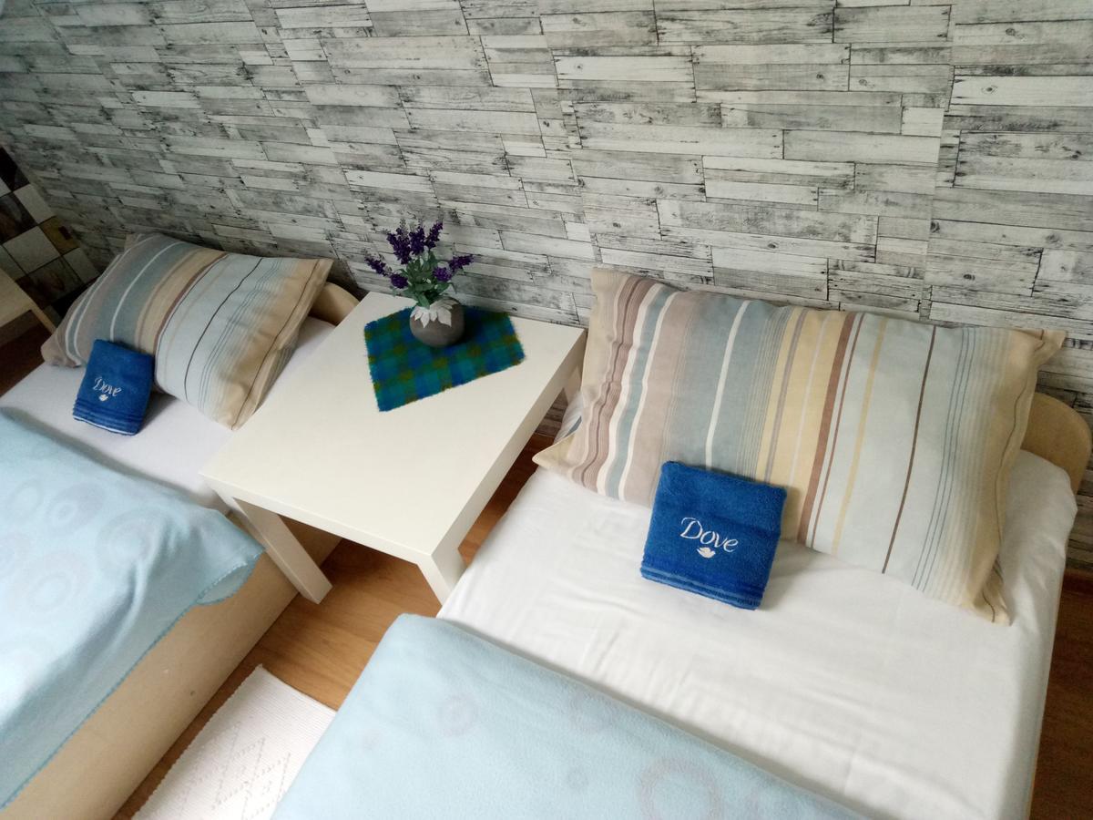 Apart Club Kosmo Apartment Chernivtsi Luaran gambar